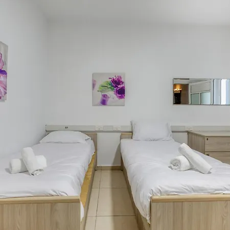 Apartamento Spacious 4br In The Heart Of Swieqi By 360 Estates *