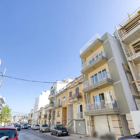 Spacious 4br In The Heart Of Swieqi By 360 Estates Apartamento