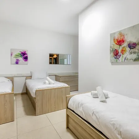 Apartmán Spacious 4br In The Heart Of Swieqi By 360 Estates